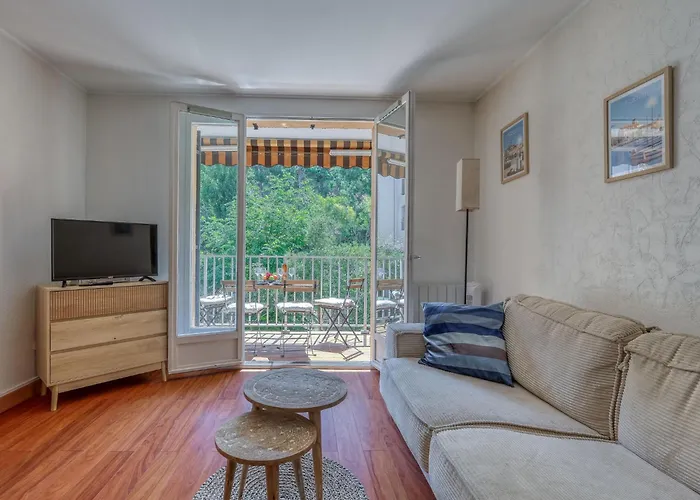 Les Aigues Marines-72 By Interhome